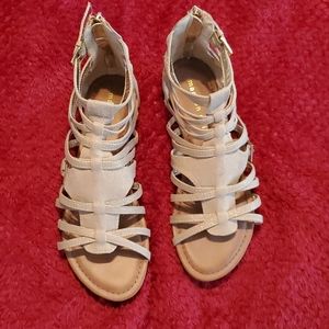 Cute Madden Girl gladiator sandals - size 9